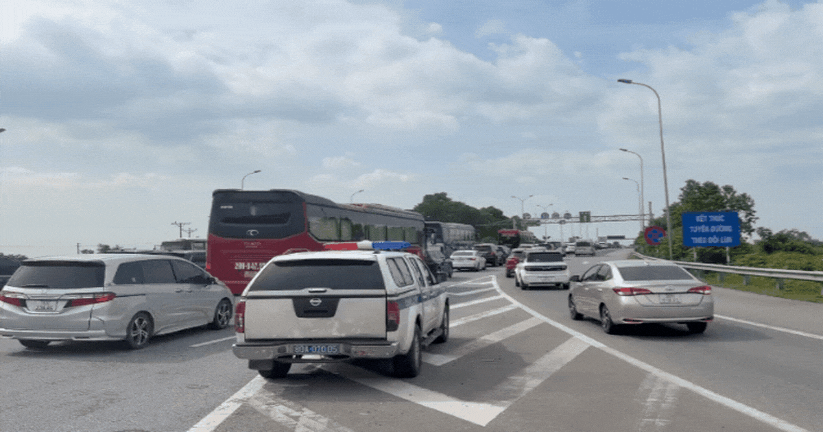 Các tài xế cần biết: Cao tốc Cao Bồ - Pháp Vân cho phép đi ngược chiều