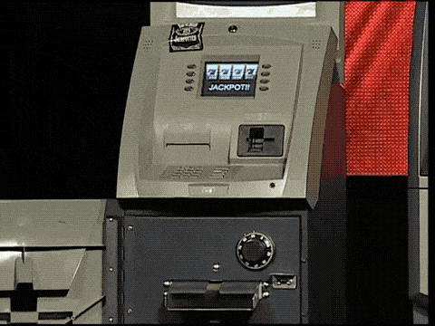 Tấn công jackpotting khiến ATM tự động nhả tiền mặt. Ảnh: Nordic Coder.