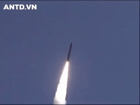 THAAD có khả năng đánh chặn tên lửa đạn đạo trong phạm vi khoảng 250-300km với độ chính xác cực cao. Mỹ đang phát triển thêm các loại đạn mới có tầm diệt mục tiêu từ khoảng cách lên tới 450km.