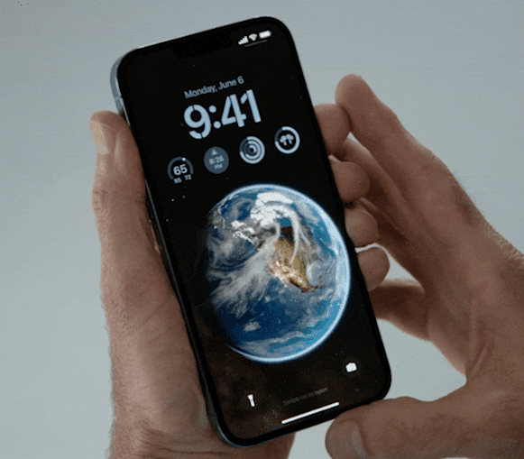 Dựa trên hai hình minh họa (trái là iOS 16, phải là MIUI 12) có thể thấy rằng từ cách hoạt động cho đến hiệu ứng chuyển tiếp (khóa và mở khóa màn hình) mang nhiều nét tương đồng với nhau.
