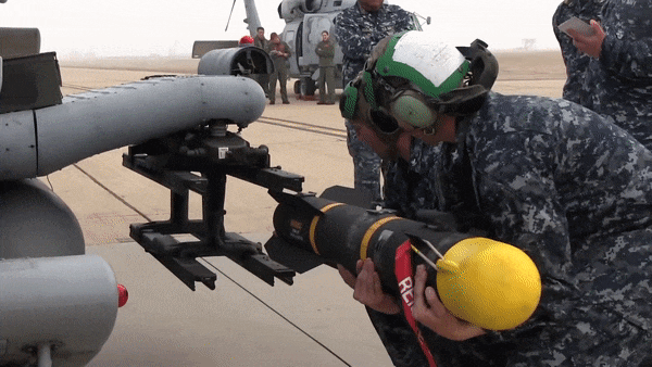 Truyền thông Nga đưa tin, tên lửa AGM-114 Hellfire "hỏa ngục" của Mỹ sản xuất đã bắt đầu được sử dụng để tấn công các mục tiêu của Nga tại thành phố Energodar.