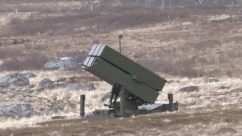 NASAMS là một trong những dự án vũ khí thành công nhất trong lịch sử Na Uy, cũng là tổ hợp phòng không cố định duy nhất được Mỹ đặt niềm tin và triển khai để bảo vệ không phận thủ đô Washington.