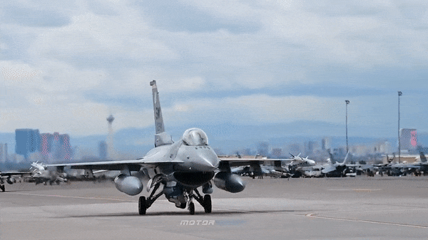 Hệ thống radar kiểm soát hỏa lực APG-83 giúp F-16V có được những khả năng chiến đấu không đối không và không đối đất của các dòng tiêm kích thế hệ thứ 5.