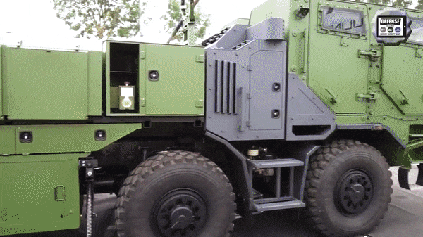 Biến thể Caesar 8x8 ra mắt vào năm 2015 và mới chỉ đi vào sản xuất loạt trong thời gian gần đây.