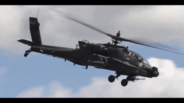 Đáng kể nhất là Chiến tranh Vùng Vịnh 1991, nơi trực thăng AH-64 Apache đã phá hủy hàng trăm xe tăng của Iraq.