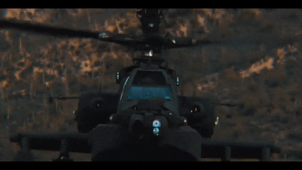AH-64 trang bị bộ tìm kiếm và chỉ thị mục tiêu TADS (AN/ASQ-170) trong đó bao gồm radar AN/APG-78 cùng các thành phần điện tử tối tân khác.