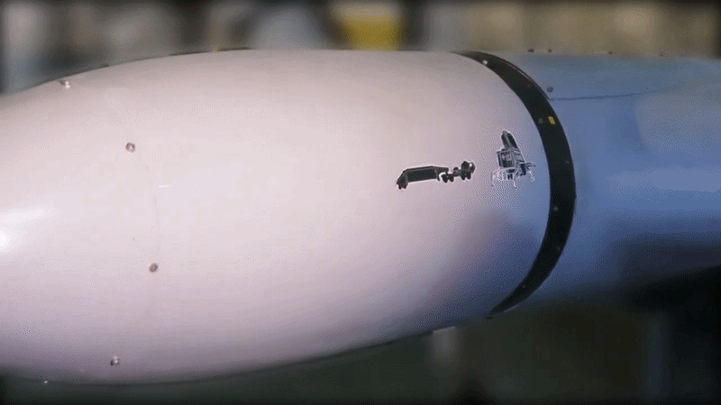 Hãng thông tấn Fars News của Iran cùng ngày đăng video cho thấy một UAV Shahed-136 với phần đầu có hai biểu tượng với hình dáng giống radar cảnh giới AN/TPY-2 của Hệ thống Phòng thủ Tầm cao Giai đoạn cuối (THAAD) và radar hỏa lực AN/MPQ-53 thuộc tổ hợp phòng không Patriot.