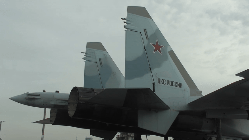 Theo nguồn tin của Military Watch, những chiếc tiêm kích Su-35 đầu tiên có thể được bàn giao trong năm 2026.