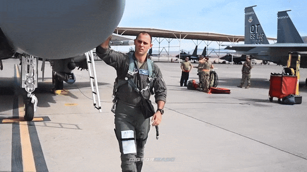 Đây được xem là bước tiếp theo để chuyển năng lực kỹ thuật của F-15EX thành khả năng tác chiến thực tế trong biên chế Không quân Mỹ.