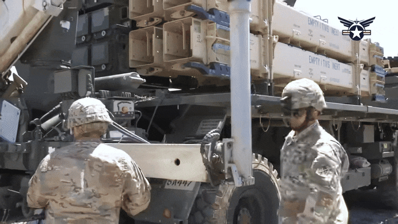 Ông cũng lưu ý lực lượng Patriot của Lục quân Mỹ đang chịu áp lực lớn do nhu cầu tác chiến cao tại Trung Đông.