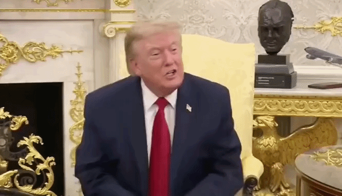 Tổng thống Mỹ Donald Trump trước đó chỉ đạo Lầu Năm Góc cắt giảm "đáng kể" quy mô các cuộc diễn tập và tập trận chung với Hàn Quốc.