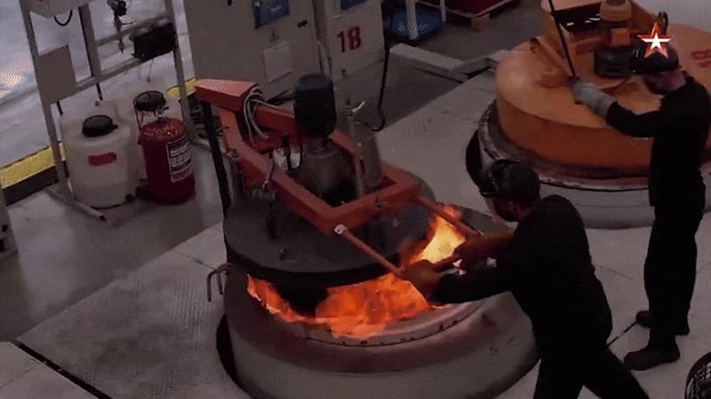 Thiết kế của Geran-5 cũng được mô tả khác rõ rệt so với Geran-2. UAV mới có hình dáng gần với một tên lửa hành trình hơn, thay vì kiểu cánh tam giác đặc trưng của Shahed-136. Một số nguồn cho biết Geran-5 có sải cánh 5,5 mét và chiều dài 6 mét.
