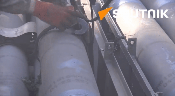 Sự thay đổi này phản ánh yêu cầu tăng tốc độ cơ động và khả năng triển khai trên những khu vực có mạng lưới đường bộ phát triển.