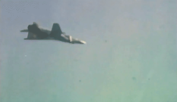 Đặc biệt, các biến thể về sau như MiG-23ML và MiG-23MLD được giảm trọng lượng, cải thiện động cơ và nâng cấp khí động học, giúp khắc phục một phần những hạn chế của các phiên bản đầu.