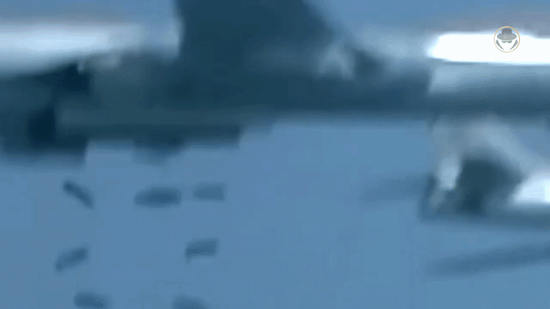 Các nhà máy hàng không Kazan, Kuibyshev và Voronezh cùng tham gia sản xuất Tu-16. Tổng cộng 1.509 chiếc Tu-16 được chế tạo trong 11 biến thể.
