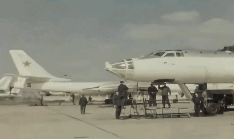 Vì vậy, Tu-16K quan trọng không chỉ vì nó mang một loại tên lửa cụ thể. Giá trị lớn hơn nằm ở sự thay đổi vai trò của chính chiếc oanh tạc cơ.